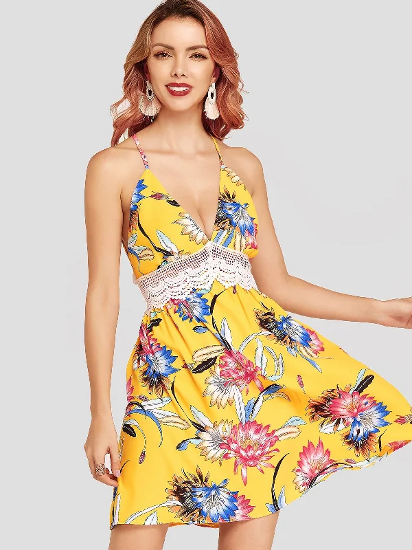 Wholesale Yellow V-Neck Sleeveless Floral Print Lace Backless Self-Tie Mini Dresses Bold Women's Statement Wholesale Yellow V-Neck Sleeveless Floral Print Lace Backless Self-Tie Mini Dresses Bold Women's Statement