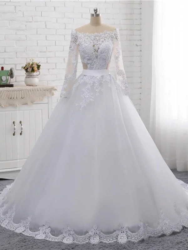 Elegant Long Sleeves Lace Covered Button Ball Gown Wedding Dresses Traditional Women's Wool