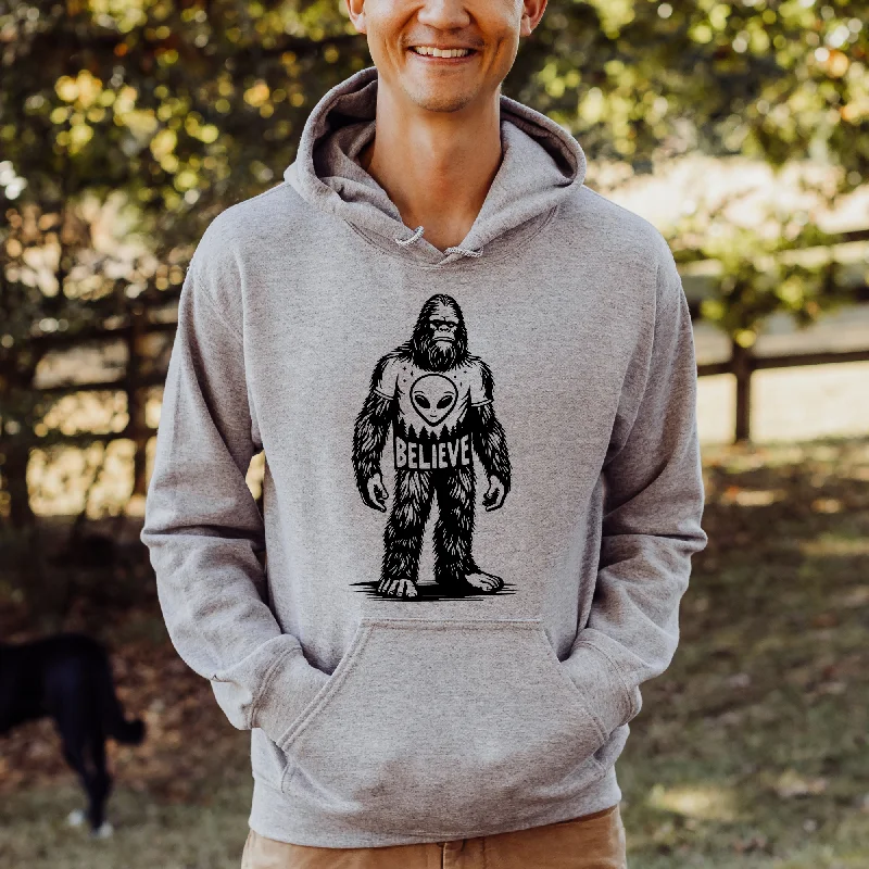 Bigfoot Believes in Aliens Gildan Crewneck or Hoodie Sweatshirt *UNISEX FIT*