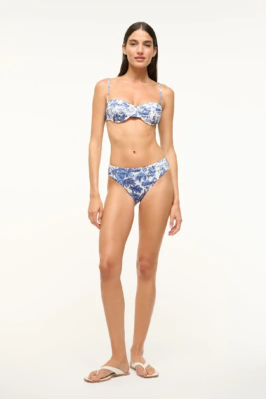 BLUE TOILE
