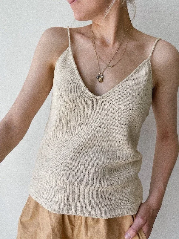 Cumulus Top by PetiteKnit, No 21 knitting kit Modern Women's 