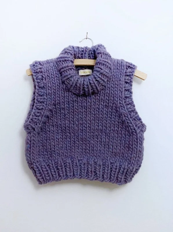 Drama Vest by Spektakelstrik, knitting pattern Earthy Women's Hemp - based