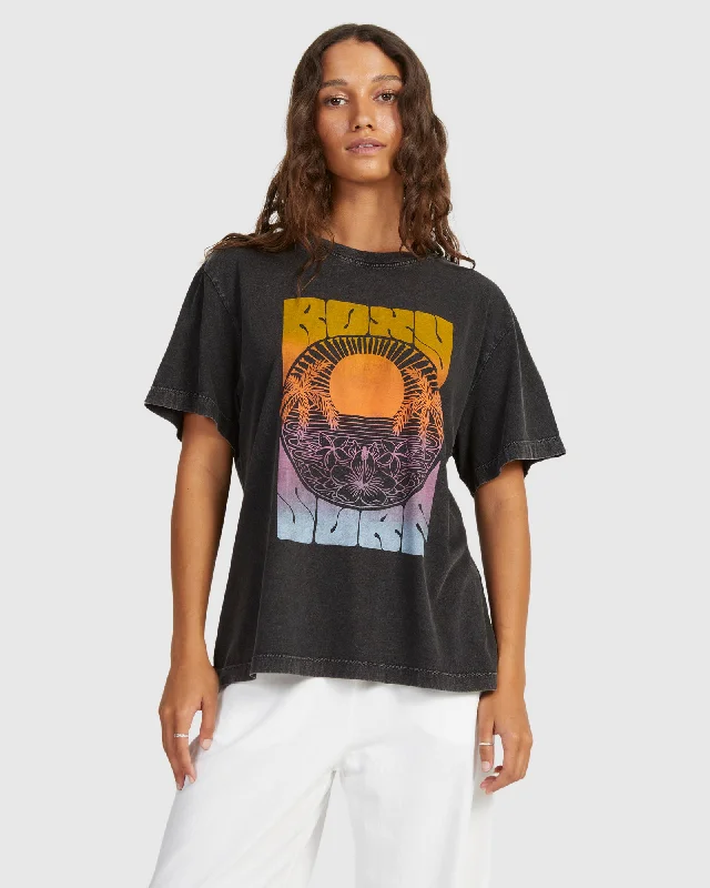 Womens Back To Land Ii T-Shirt Streetwear Style for 