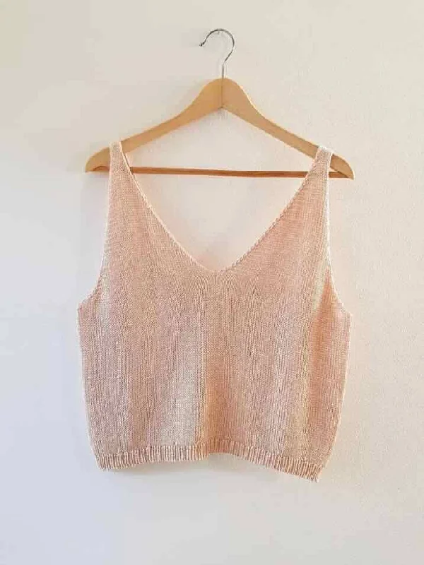 Inge top by Spektakelstrik, knitting pattern Dapper Women's 1920S