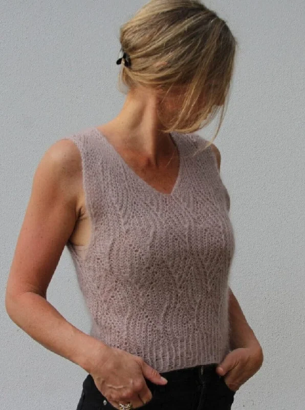 No 19 top by VesterbyCrea, knitting pattern (UK, DE) Geometric