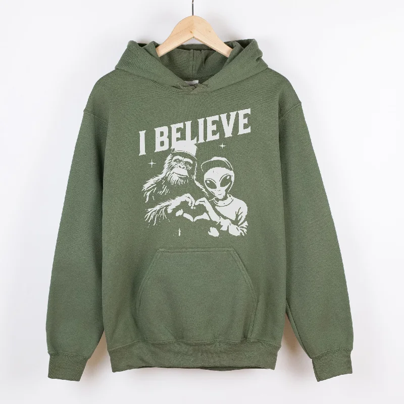 Believe Alien <3 Bigfoot Sweatshirt *UNISEX FIT*