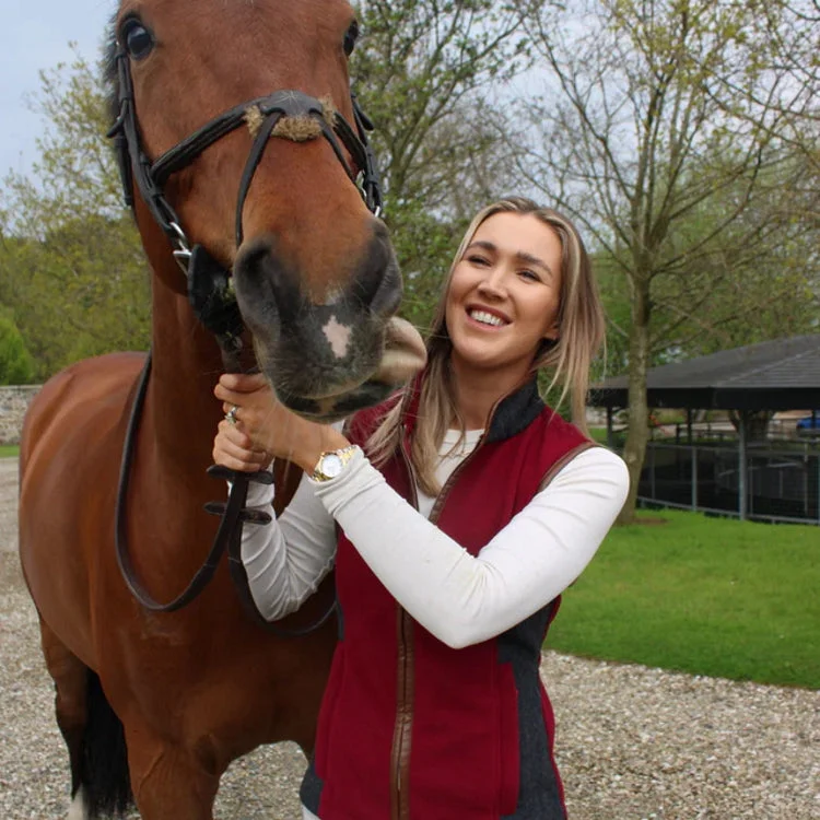 Gunner and Hound Ladies Tweed Incorporated Gilet - Cranberry Practical Women's Quick - dry Gunner and Hound Ladies Tweed Incorporated Gilet - Cranberry Practical Women's Quick - dry