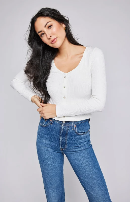 Zahara Ribbed V-Neck Top