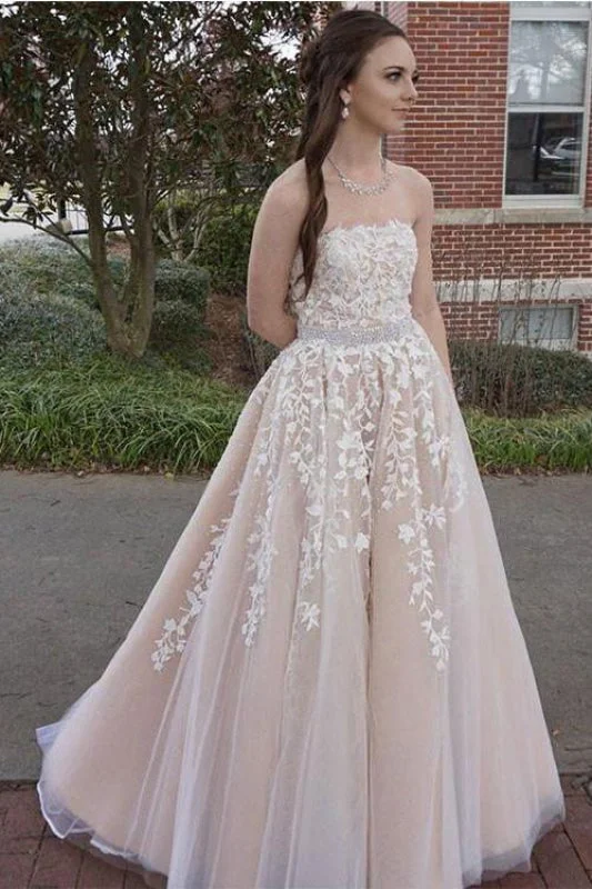 Custom-made Lace Appliques Tulle Long Wedding Dress