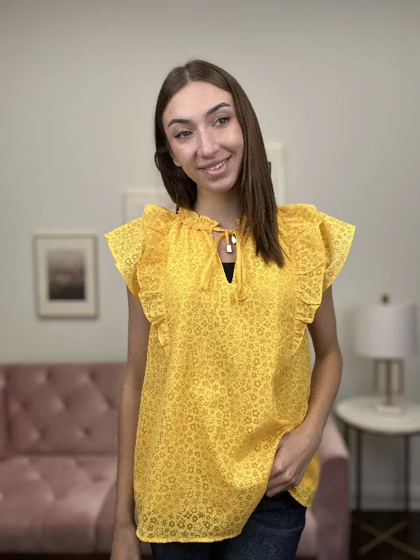 Nothing But Blooms Women's Tie Closure Ruffle Short Sleeve Top Casual Women's Loose - fitting