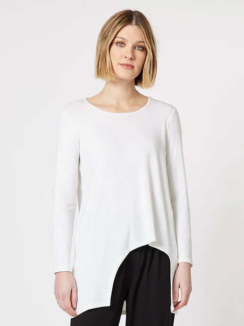 Mara Tee - Ivory Laid - back Women's Style