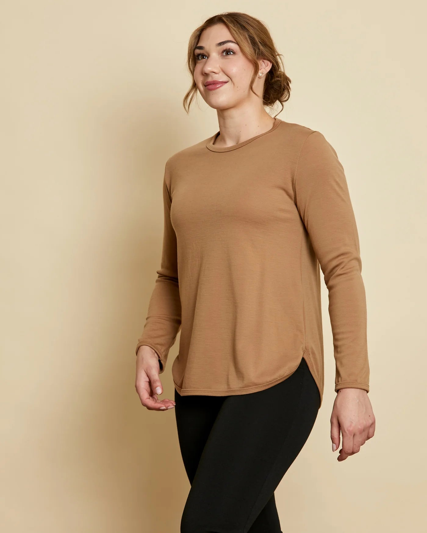 Relaxed Fit Crew Neck Pullover - Camel Preppy Women's College